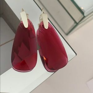 Like New Kendra Scott Earrings